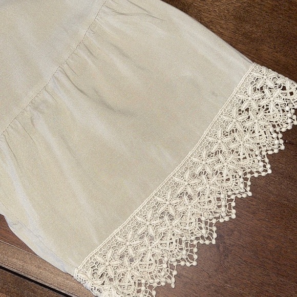 Investments Plus Neutral Beige Blouse with embroidery Sz. 2X - Picture 12 of 15